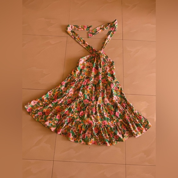 Copper Key Floral Printed
Tiered Halter Dress | Dillard's size small - Picture 14 of 16
